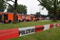 Schwerer VU Pkw Baum Koeln Deutz Messekreisel P115